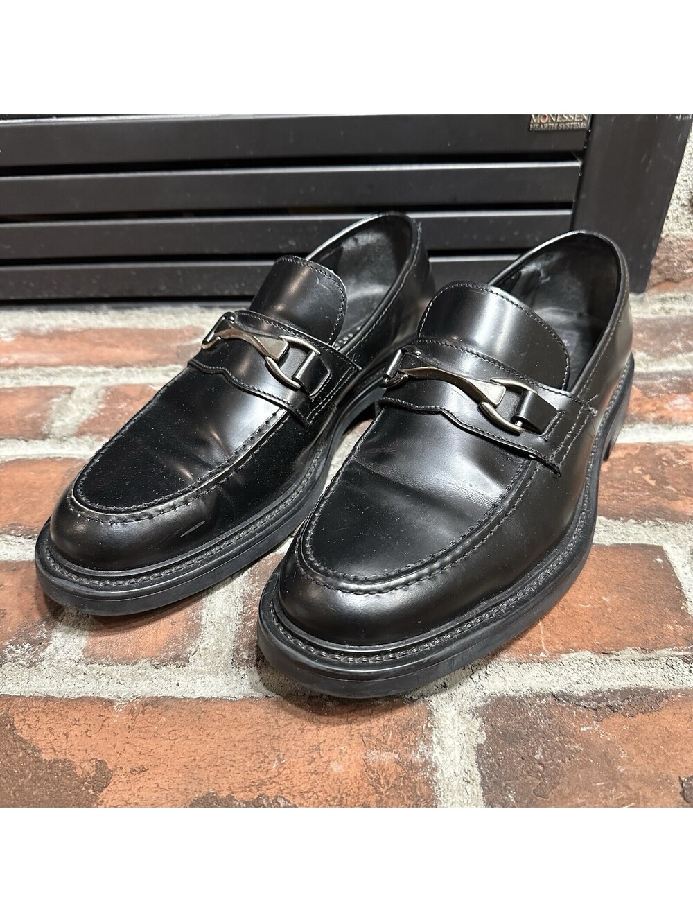 Men's Skechers Leather Upper Step-On Shoes Size 8 M Black Casual Dress Footwear